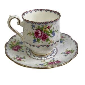 Vintage Royal Albert 778676 England Cup Saucer Petit Point Bone China Teacup Set